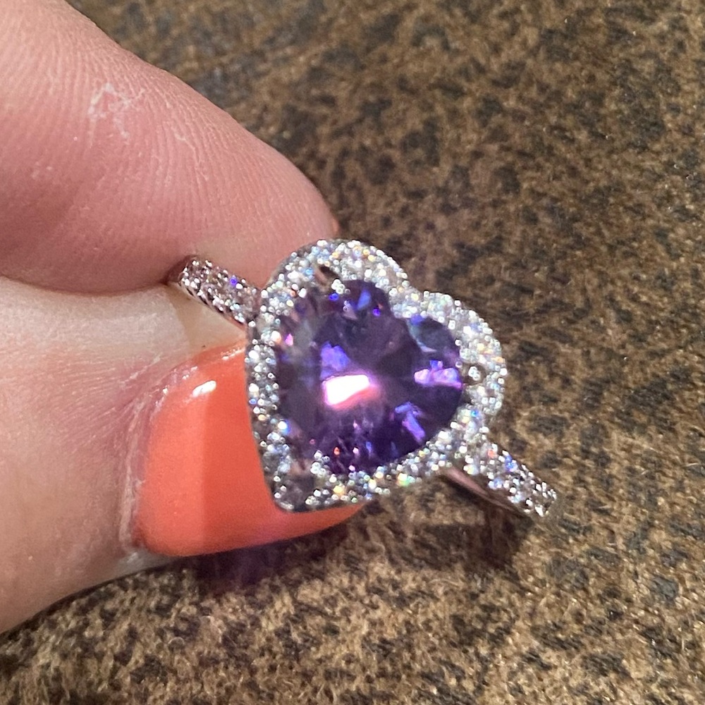 Ladies Purple stone silver ring.